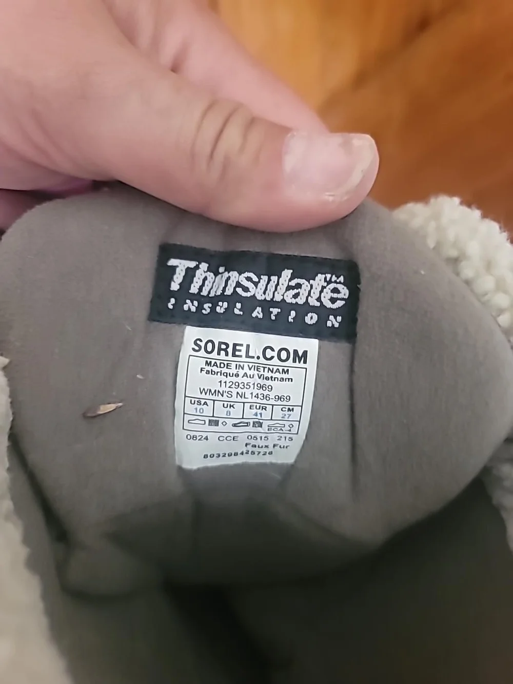 Sorel fit cold faux